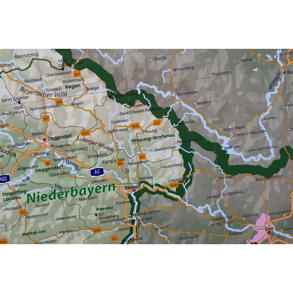 Carte géographique GeoMetro Deutschland physisch (100 x 140 cm)